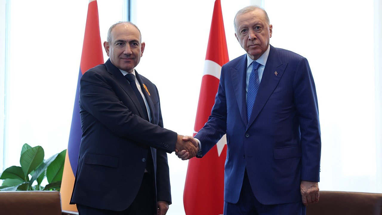 Erdoğan ve Ermenistan Başbakanı Paşinyan’dan kritik görüşme