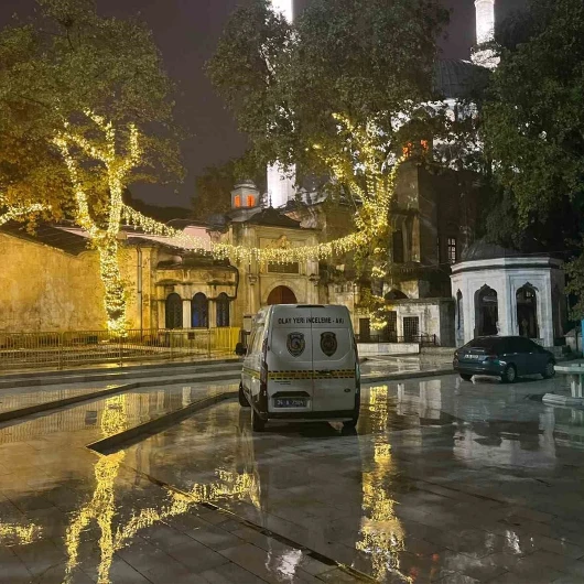 Eyüpsultan Camii’nde namaz sırasında silahlı tartışma