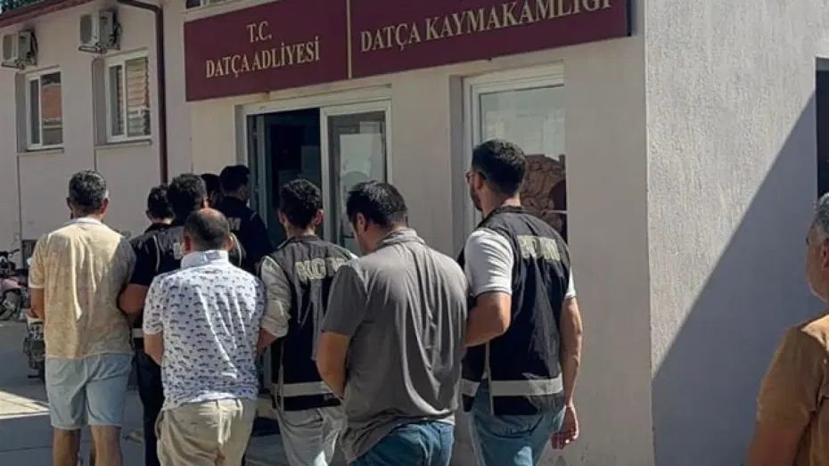 Yurt dışına kaçmaya çalışıyorlardı. 9 FETÖ’cü “Peter Pan”da yakalandı