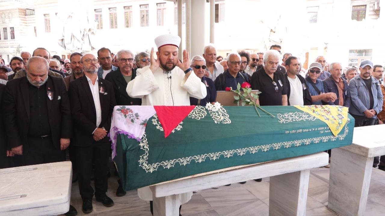 Usta oyuncu Gülsen Tuncer’e son veda
