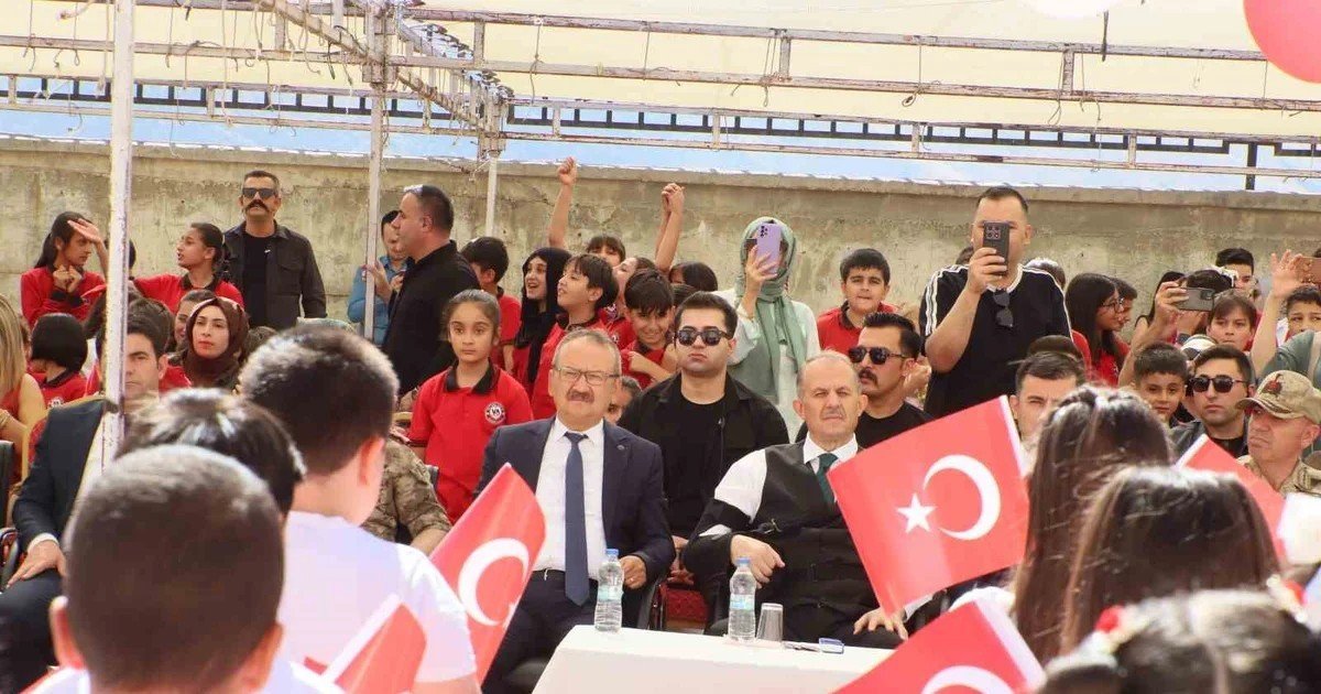 Hakkari’de İlköğretim Haftası kutlandı: 512 eğitim kurumunda 60 bin 712 öğrenci