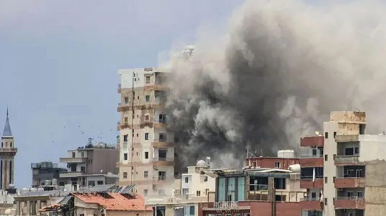 Hangi ateşkes? İşgal ordusu Lübnan’ı Apache ve savaş uçaklarıyla vurdu