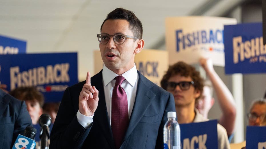 Former Florida governor hopeful hauled out of county meeting after protesting Israel investments