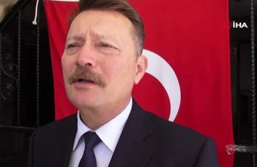 Kaşif Kozinoğlu soruşturmasında gözaltı kararı verilen Hasan Atilla Uğur havalimanında gözaltına alındı