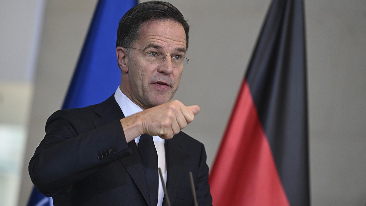 Rutte’den Almanya’nın Rusya kararlarına destek