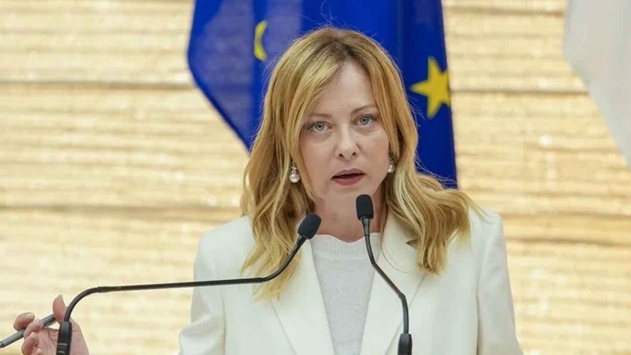 İtalya Başbakanı Meloni’den Schengen uyarısı
