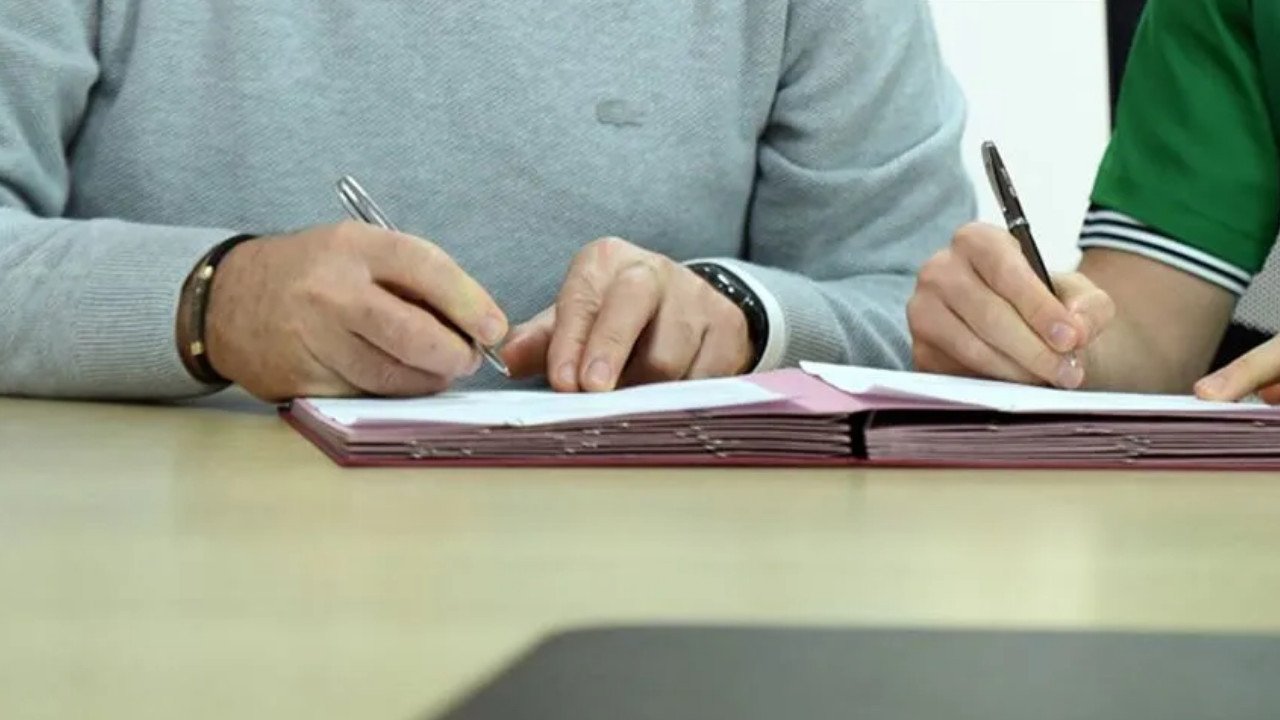 Transfer dönemi bitti mi? Transfer sezonu ne zaman, saat kaçta bitiyor?
