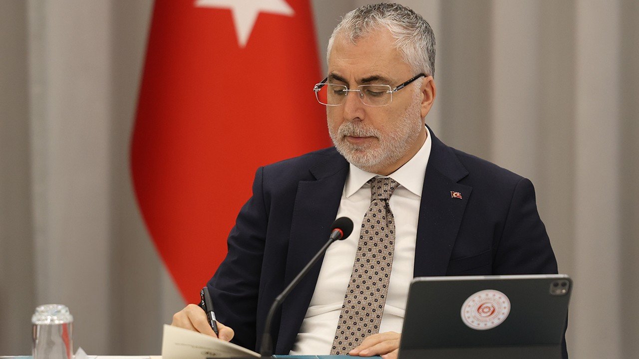 Işıkhan: Yapay zeka, insan kapasitesini destekleyen bir araç olmalı