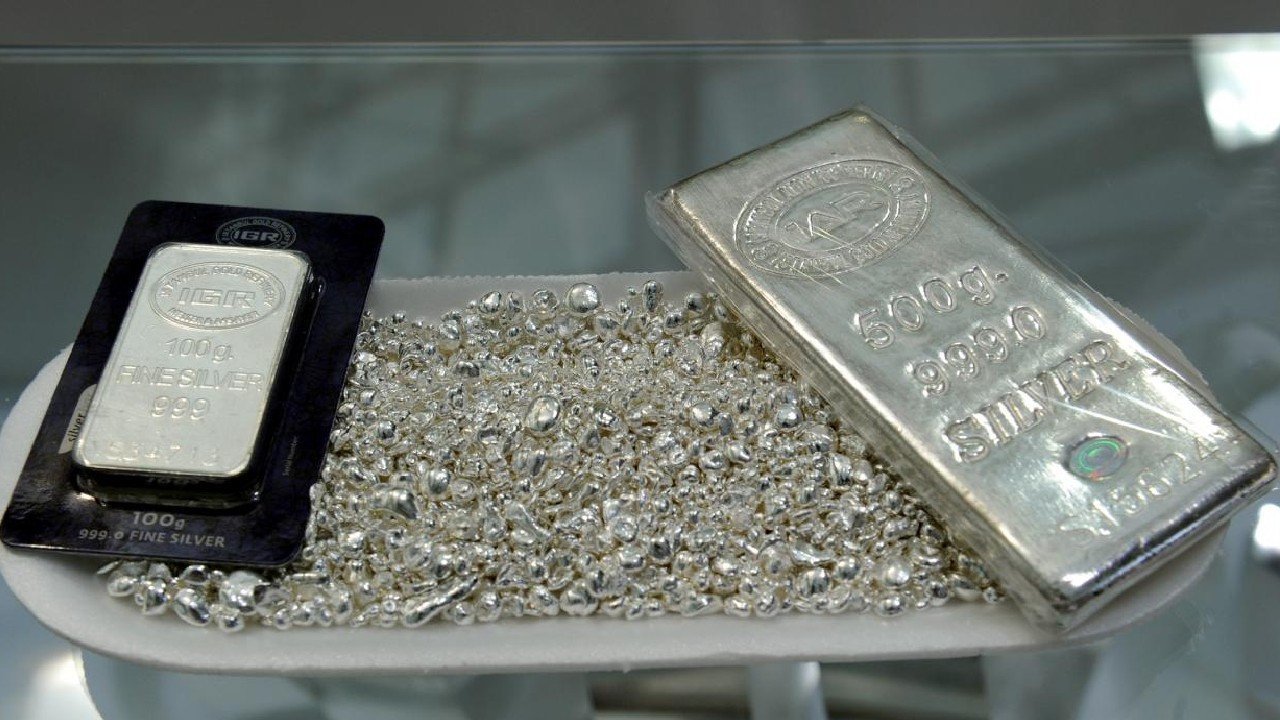Gümüş altını solladı: Dev bankaların fiyat tahminlerinde makas açıldı