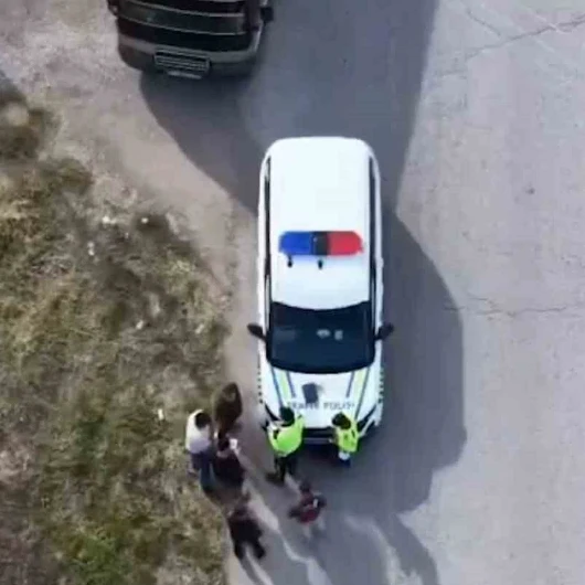 Denetimden kaçmaya çalışan sürücüyü polis dronu ele verdi