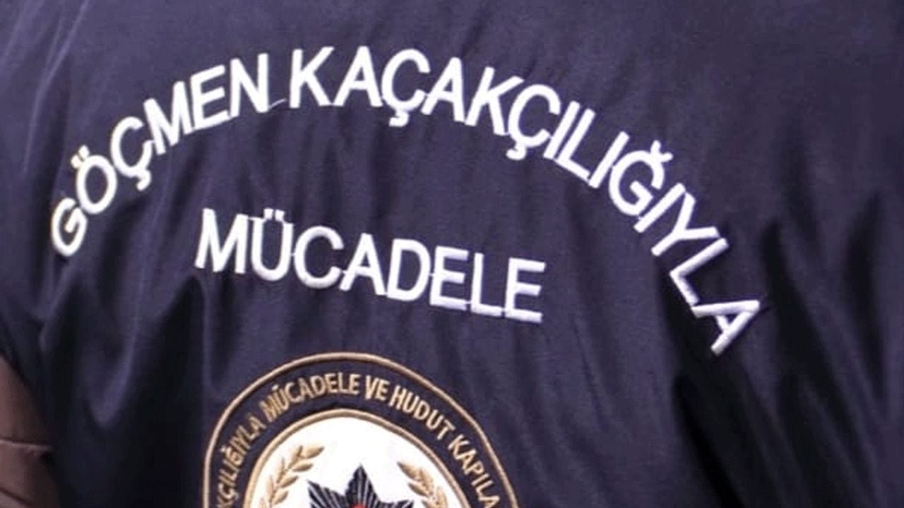 2 bin 822 düzensiz göçmen için sınırdışı işlemi: 33 ilde 47 göçmen  kaçakçısı tutuklandı!