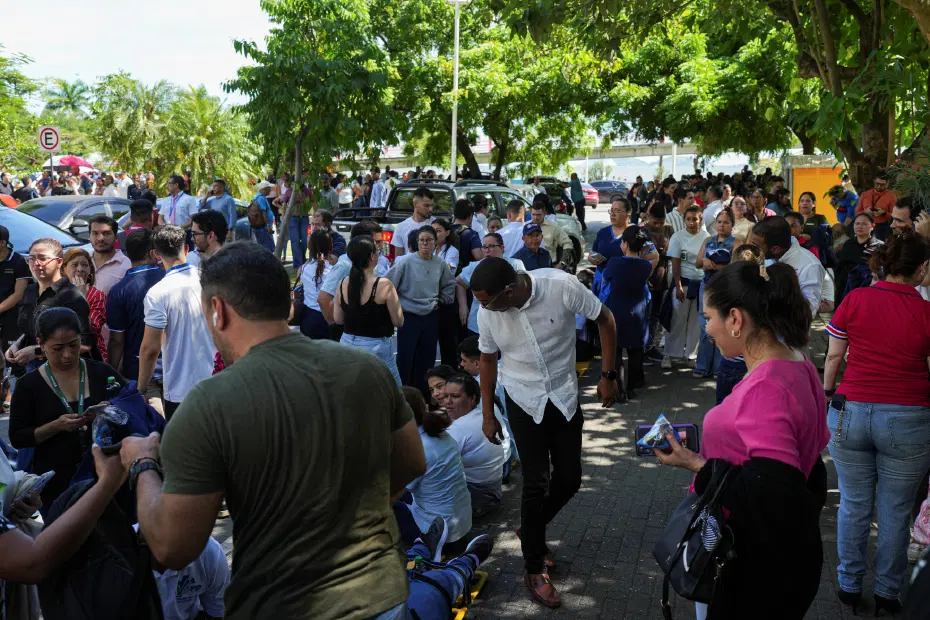 Panama’da 7,7 büyüklüğünde deprem. Tsunami alarmı verildi