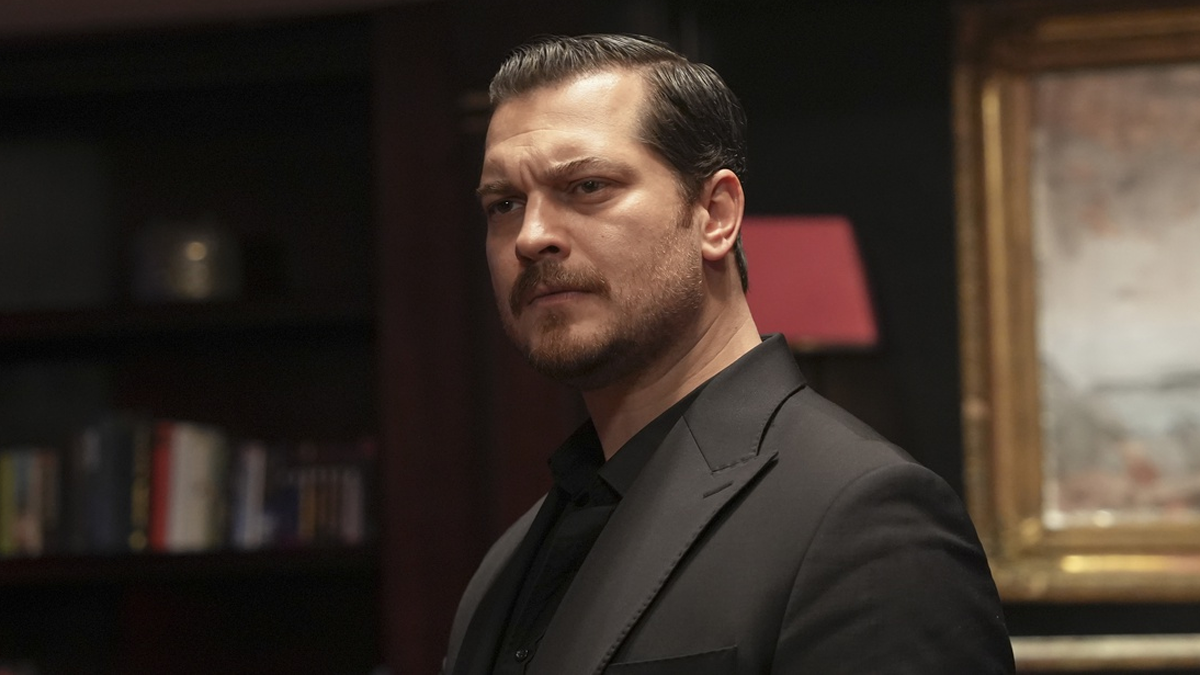 Eşref Tek’te Çağatay Ulusoy’un rol arkadaşı Görkem Sevindik oldu!