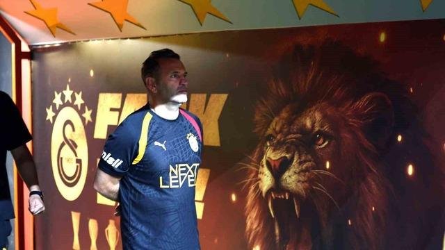 Okan Buruk, Galatasaray ile ligde 150. maçına çıkacak