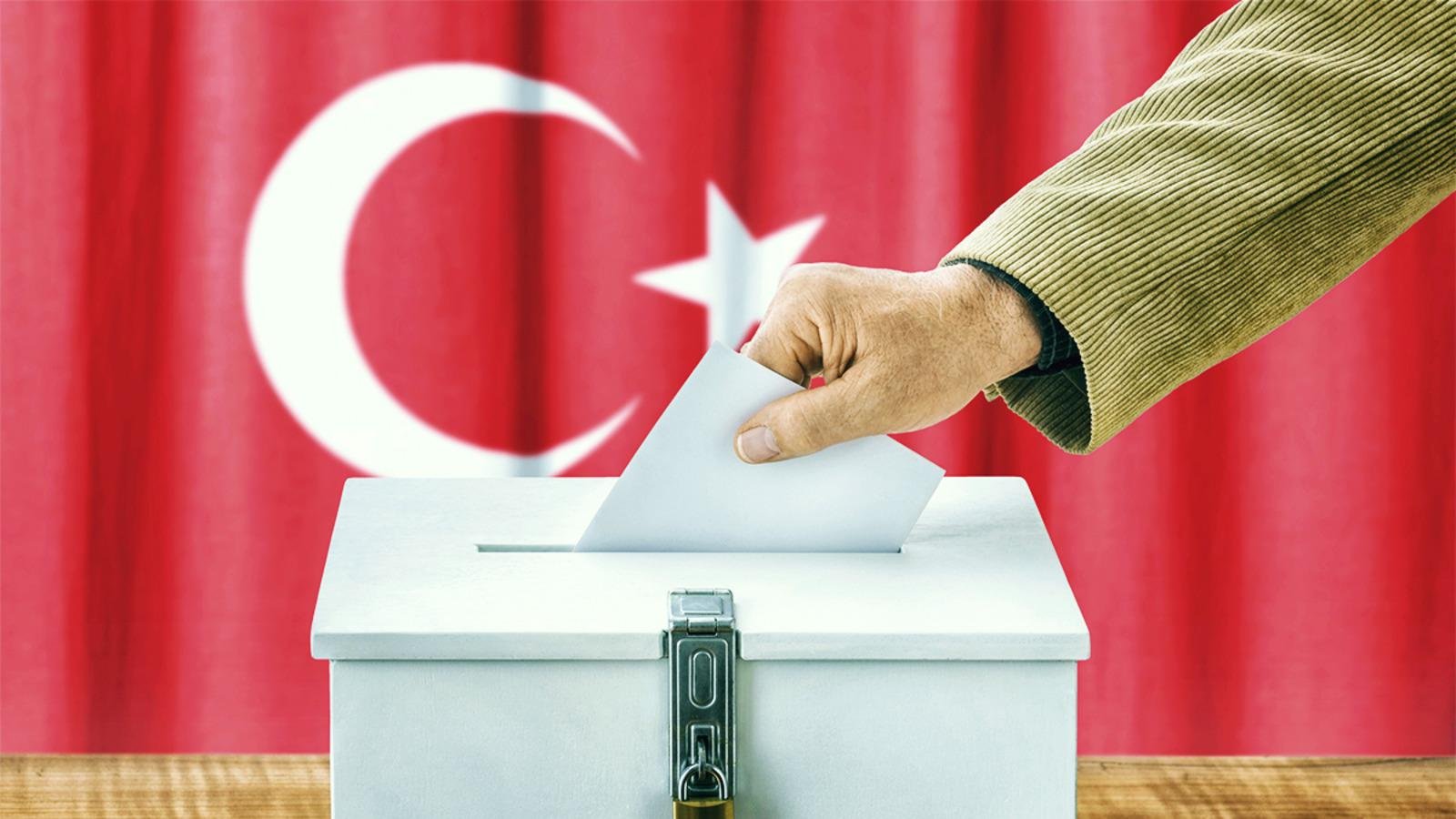 Fon krizi AK Parti’ye ankette yansıdı