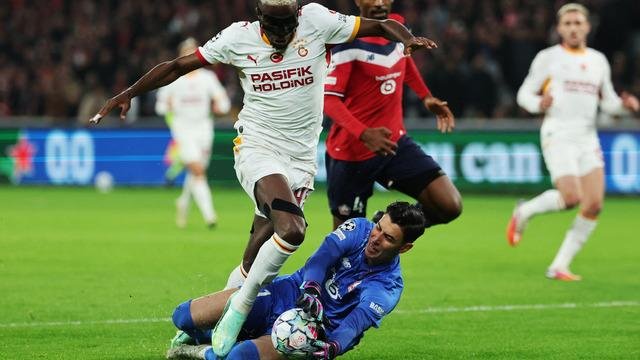 Galatasaray’ın penaltısı VAR’dan döndü! İşte o anlar