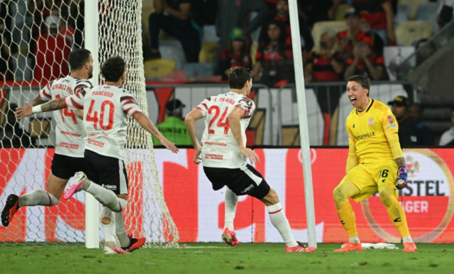 40 yaşında bunu da yaptı! Muslera’dan tarihi performans: Takımı finale böyle taşıdı