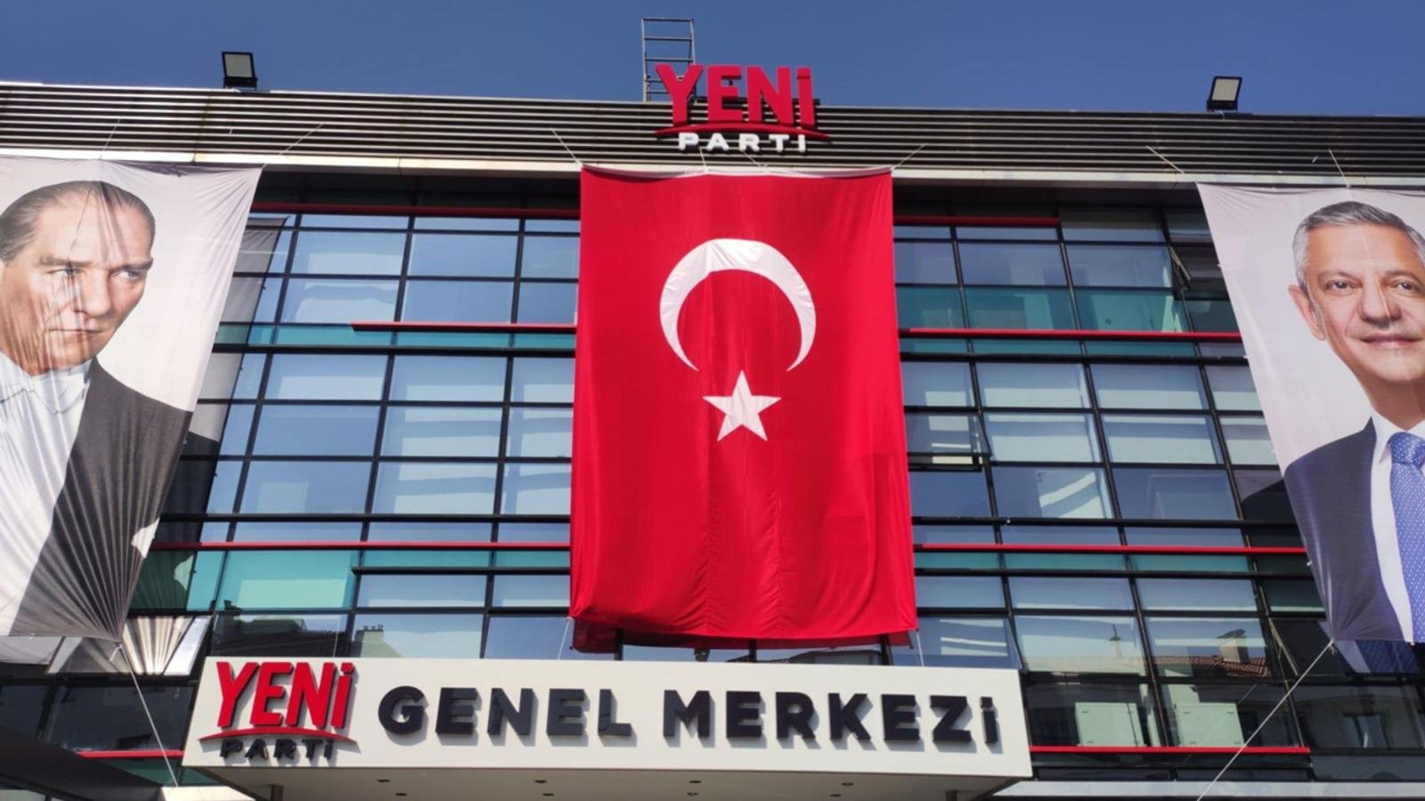 İstanbul’da bir belediye daha YENİ Parti’ye katıldı