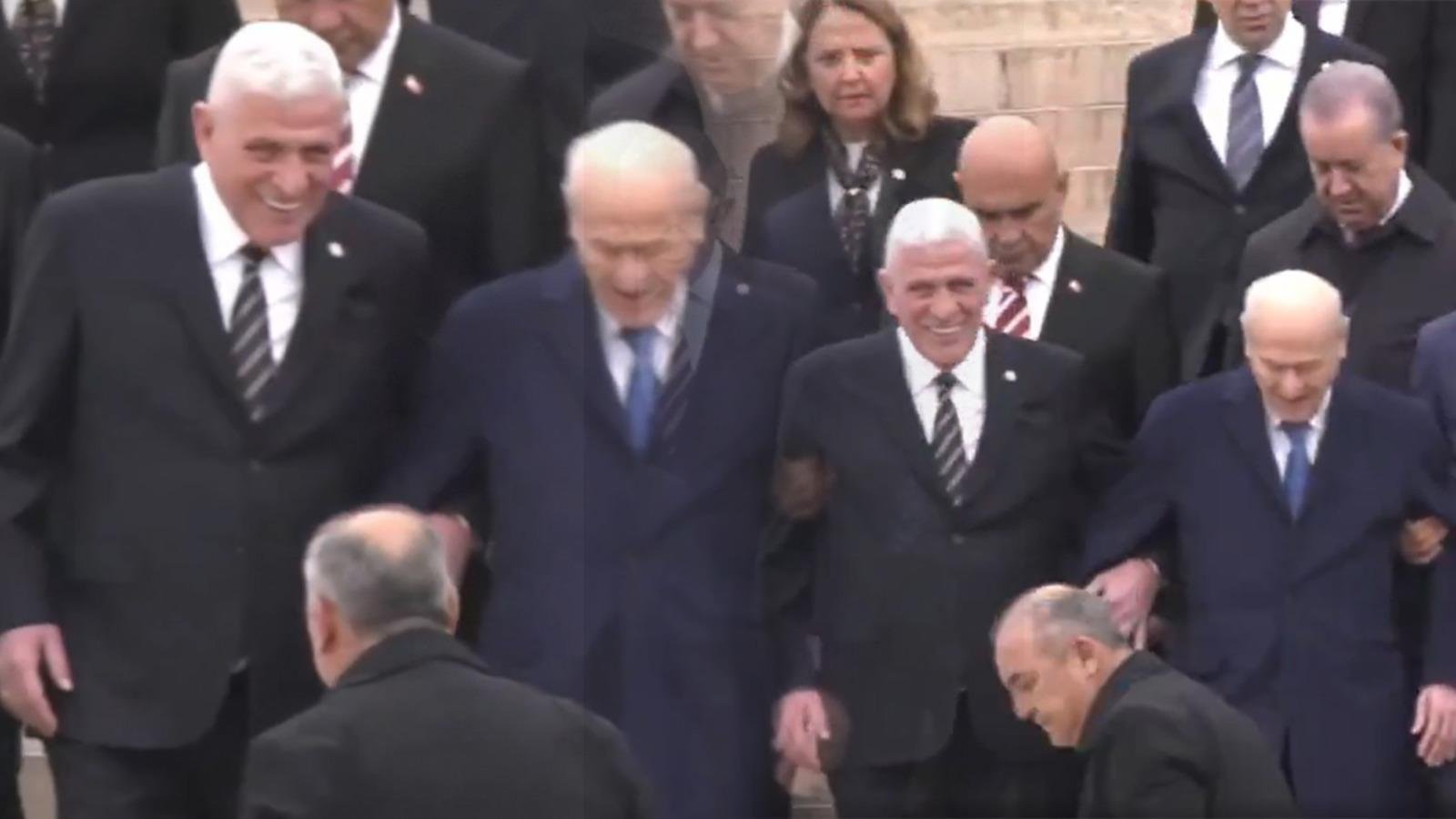 Bahçeli ve Dervişoğlu’nun samimi görüntüsü dikkat çekti