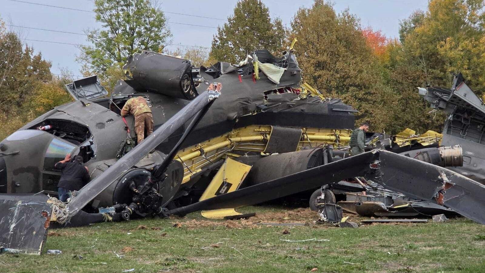 İtalyan askerlerini taşıyordu! Bosna Hersek’te EUFOR’a ait helikopter düştü