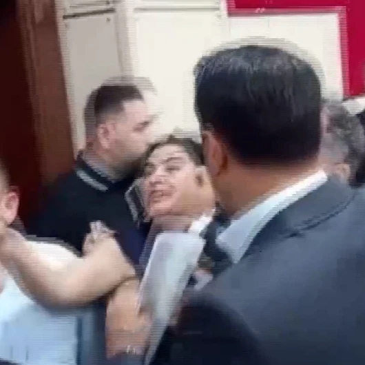 CHP’li meclis üyeleri birbirine girdi: Yüreğir Belediye Meclisi’nde ‘satılıksın’ kavgası