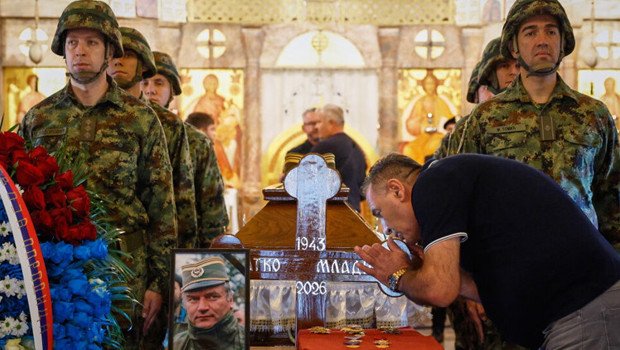Bosna Hersek’ten Sırbistan’a soykırımcı Mladiç tepkisi