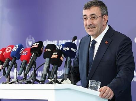 Cumhurbaşkanı Yardımcısı Yılmaz’dan KKTC’de net mesaj: Kader birliği içinde geleceğimizi inşa edeceğiz