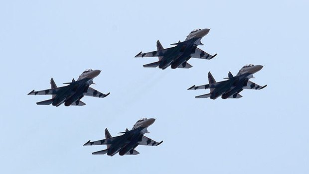Cezayir’den ‘darbe’ açıklaması: Savaş uçakları gönderdik