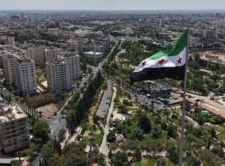 Suriye İçişleri Bakanlığı, terörist ‘Mihraç Ural’ın yardımcısı Cemal Trablusi’yi yakaladığını açıkladı