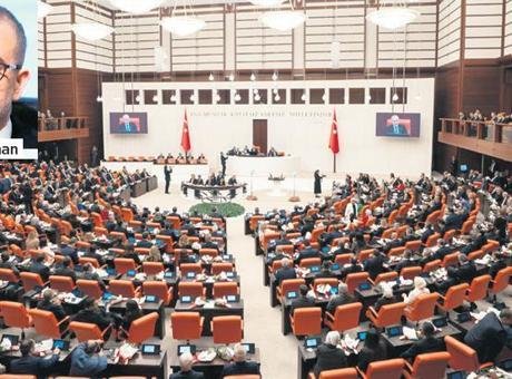 Yeni dönemin ilk gününde Karahan’dan Meclis’e sunum