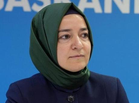 Fatma Betül Sayan Kaya ve eşi yatırımlarının ana para dışındaki kısmını TMSF hesabına gönderdi
