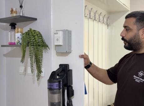Hamile eşinin paniğini azaltmak için yaptı! 100 TL’ye deprem alarm sistemi geliştirdi