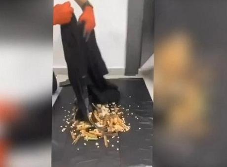 Evin tuvaletinden zehir fışkırdı! Binlercesi ele geçirildi