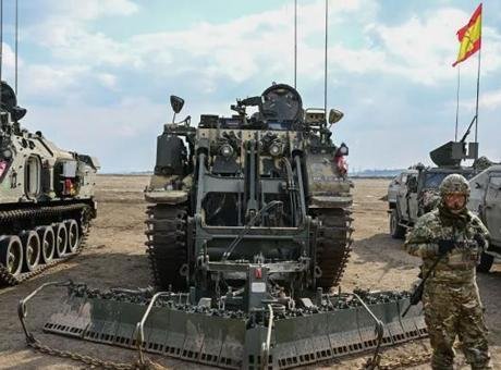 Aşırı sağ Avrupa’daki yükselişi savunma harcamalarını tehlikeye atıyor