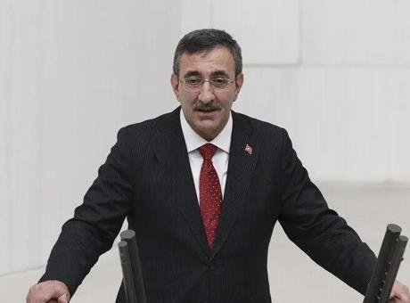Cumhurbaşkanı Yardımcısı Yılmaz’dan İstanbul’da çöken binaya ilişkin paylaşım