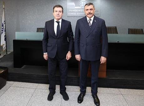 Bakan Çiftçi Yunanistan mevkidaşı Chrisochoidis ile bir araya geldi