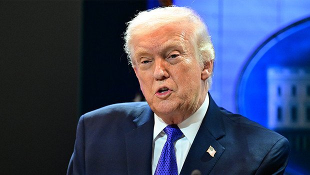 Trump yönetiminin, göçmenleri ABD’den gemilerle sınır dışı etmeyi değerlendirdiği öne sürüldü
