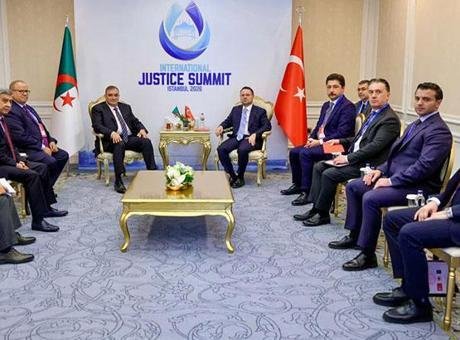 Bakan Gürlek, Arnavut ve Cezayirli mevkidaşlarıyla görüştü