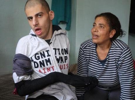 Eşini evliliğinin 5’inci ayında kaybetti, 33 yıldır engelli oğluna bakıyor: Onu kimseye vermem