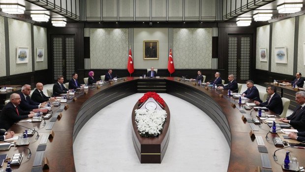 Kabine bugün sıcak başlıklarla toplanıyor