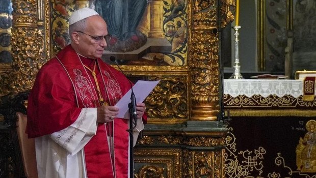 Papa 14. Leo pazar duasında ameliyat olacak
