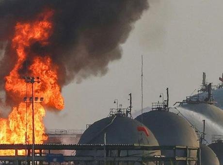 Husilerden Suudi Aramco’ya tahliye çağrısı: ‘Meşru bir hedef’