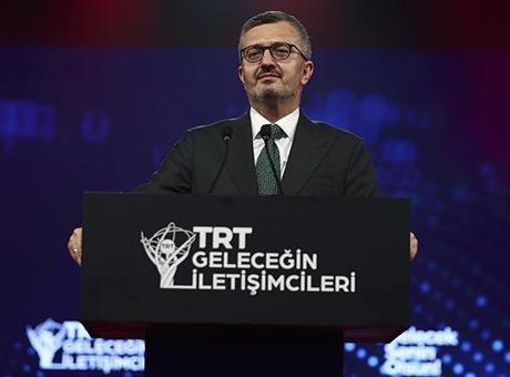 ‘Türkiye Yüzyılı’nı aynı zamanda İletişimin Yüzyılı haline getirmek için gayret gösteriyoruz’