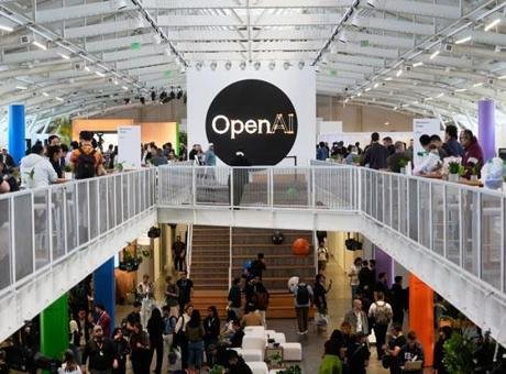 OpenAI binasında ‘gizli ses kaydı’ krizi: Tuvalet kağıdına sararak odaya saklamış!
