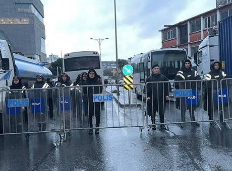 Halk TV’nin sosyal medya hesaplarına erişim engeli kararı