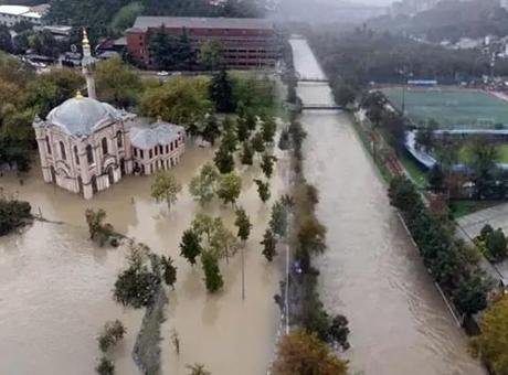 İstanbul’daki selin nedeni 42 yıl öncesine dayanıyor! Betonda 6 kat büyük sel etkisi: ‘Bölgenin adından belli’