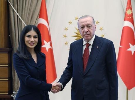 Cumhurbaşkanı Erdoğan, Özbekistan Cumhurbaşkanlığı İdaresi Başkanı Mirziyoyeva’yı kabul etti