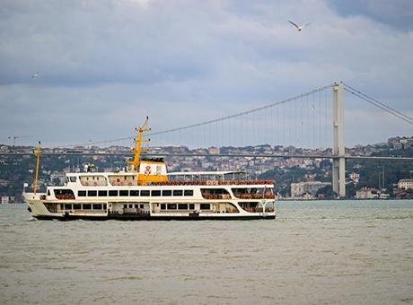 İstanbul’da bazı üniversitelerde yüz yüze eğitime yarın (16 Ekim Cuma) da ara verildi