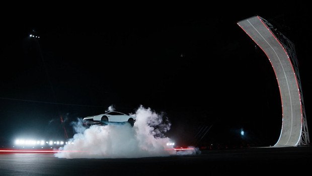 Savaş uçaklarından ilham aldı: Tesla’nın yeni uçan otomobili sahnede
