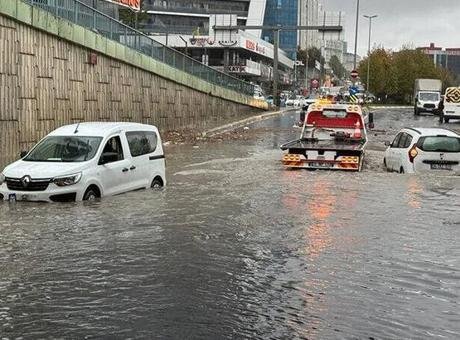 SON DAKİKA | İçişleri Bakanlığı uyardı! Cumartesi gününe dikkat; İstanbul ve birçok ilde ‘sel’ alarmı